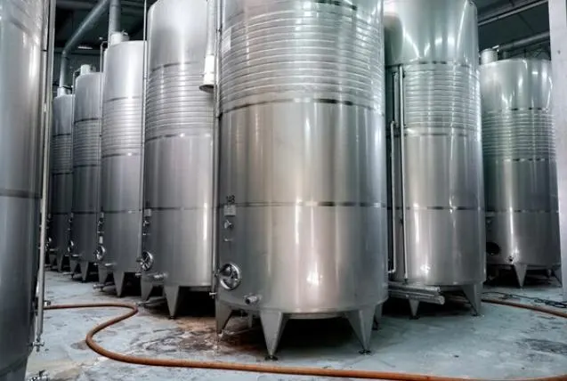 Teste de estanqueidade em tanques